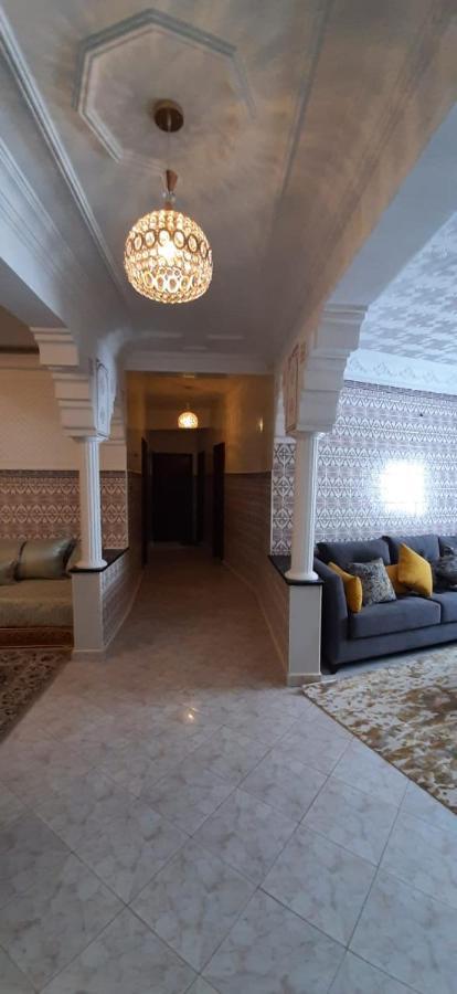 Apartment Oumnia 1 - City Center Танжер Екстериор снимка